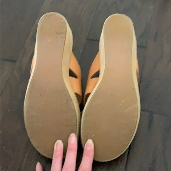 ❤️Kork Ease Wedge Sandals Tan Leather Slides 7 - Picture 3 of 8